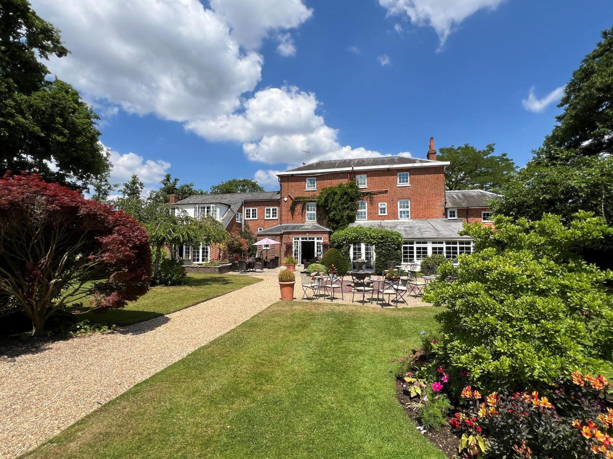 The Mill House Hotel Reading Buitenkant foto