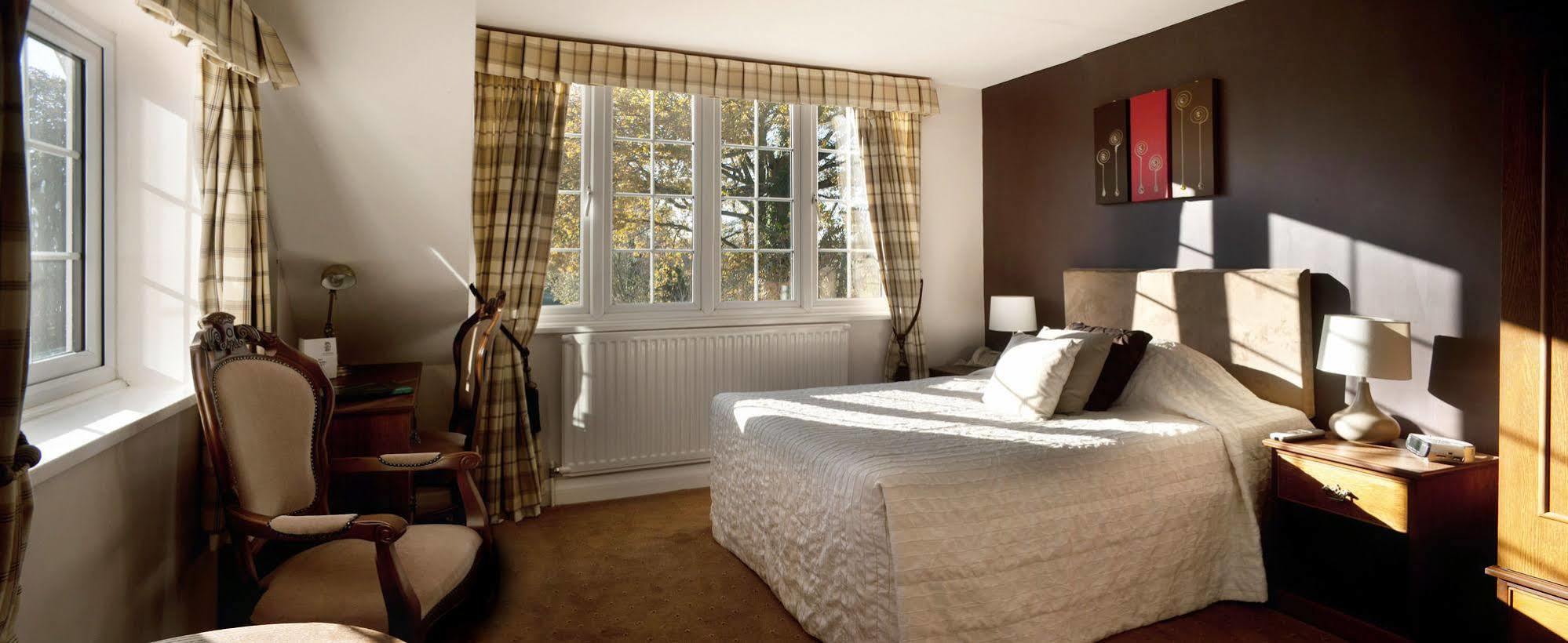 The Mill House Hotel Reading Buitenkant foto