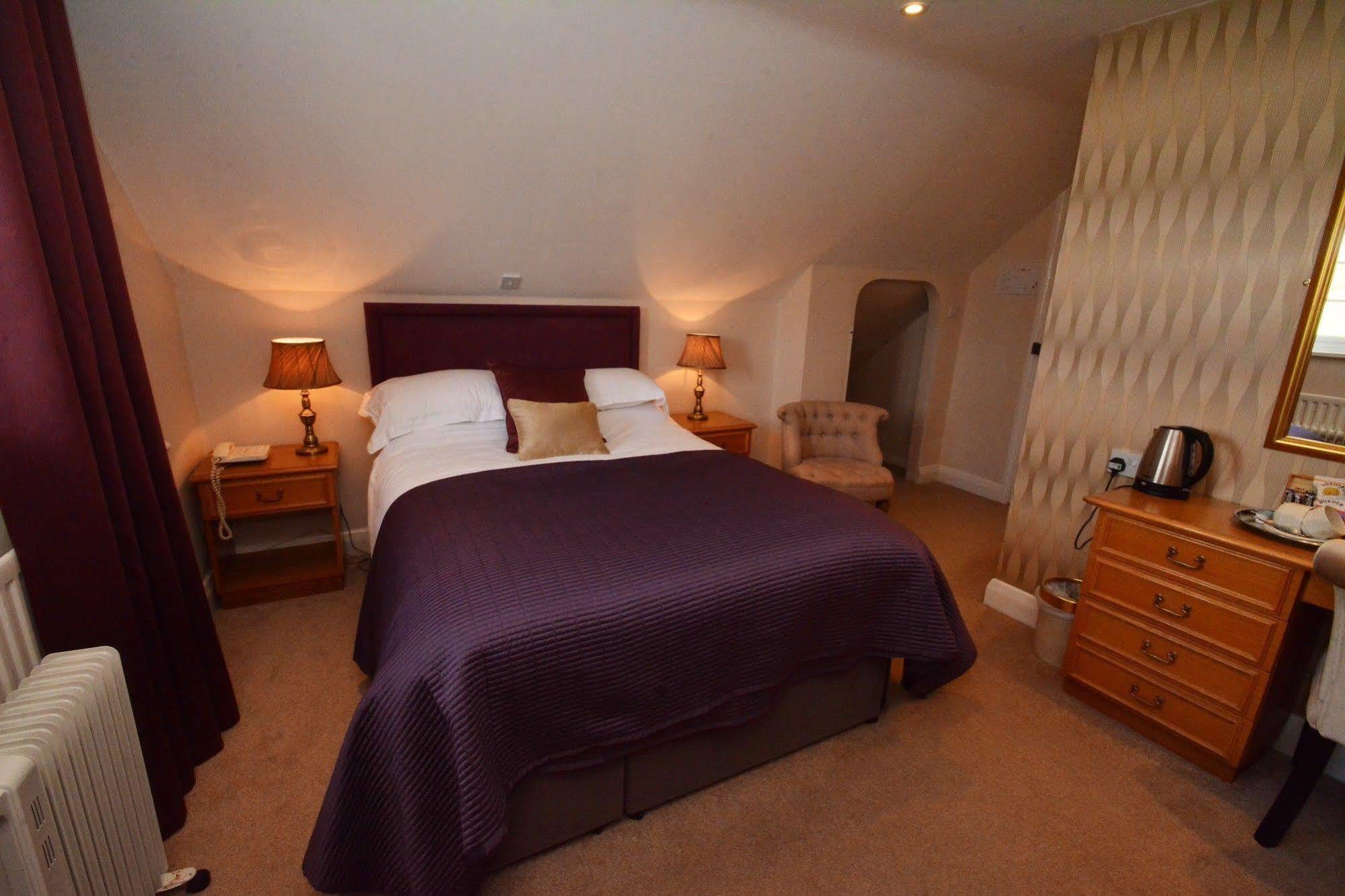The Mill House Hotel Reading Buitenkant foto